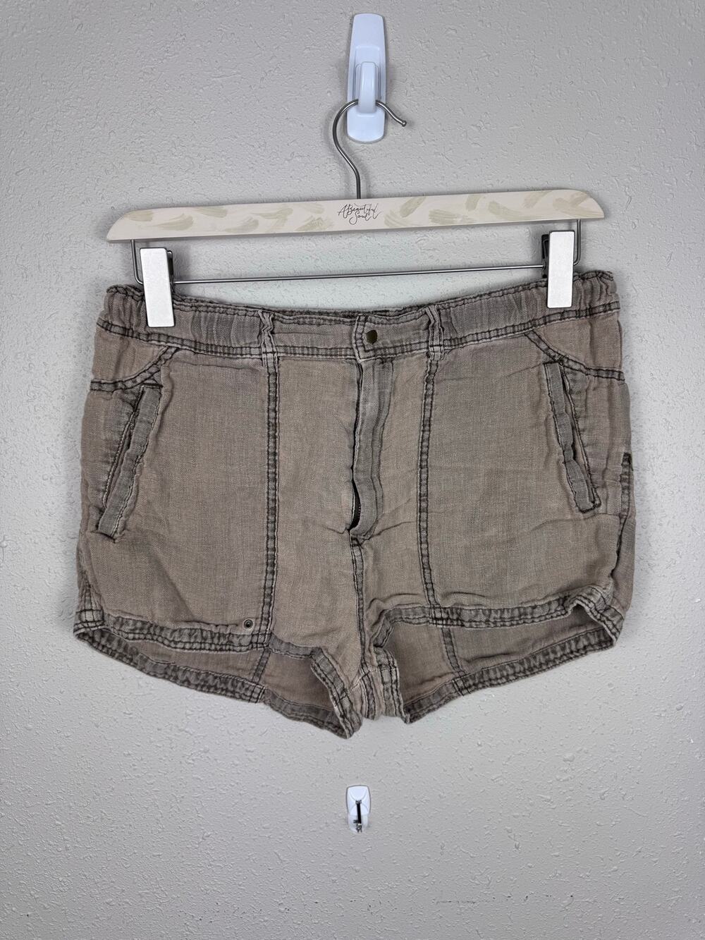 Free People Green 100% Linen Shorts Womens Size 10